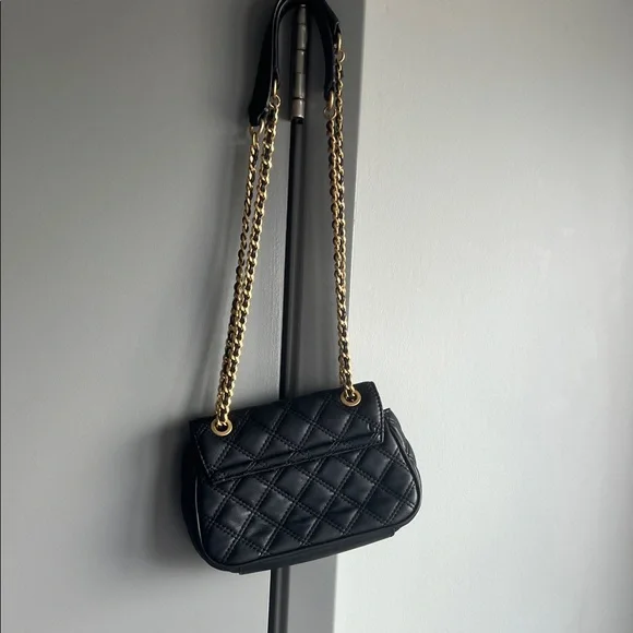 GUESS Black Quilted Chain Shoulder Bag - Picture 4 of 4